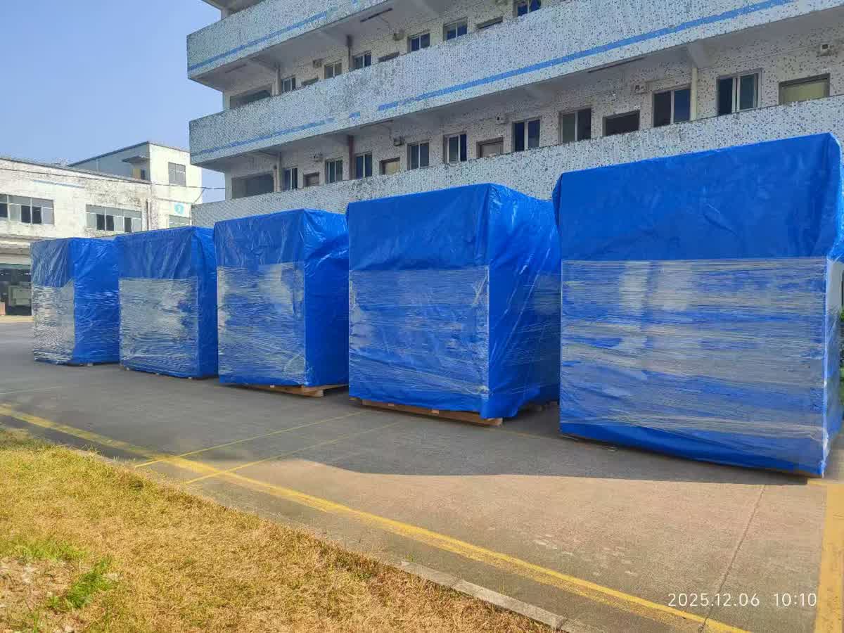 Professional cargo packaging at our facility